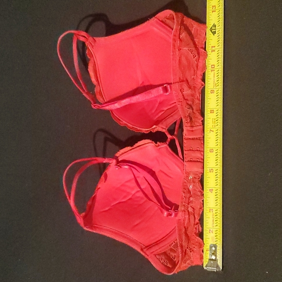 Victoria's Secret Bra and Thong Panty Set -  Red - Vintage sz M/34B - Picture 16 of 16